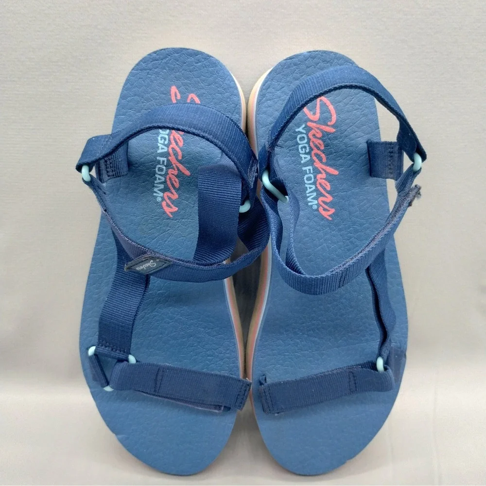 Skechers Yoga Foam Blue Striped Platform Strappy Sandals‎ Womens 10 Multi Color
